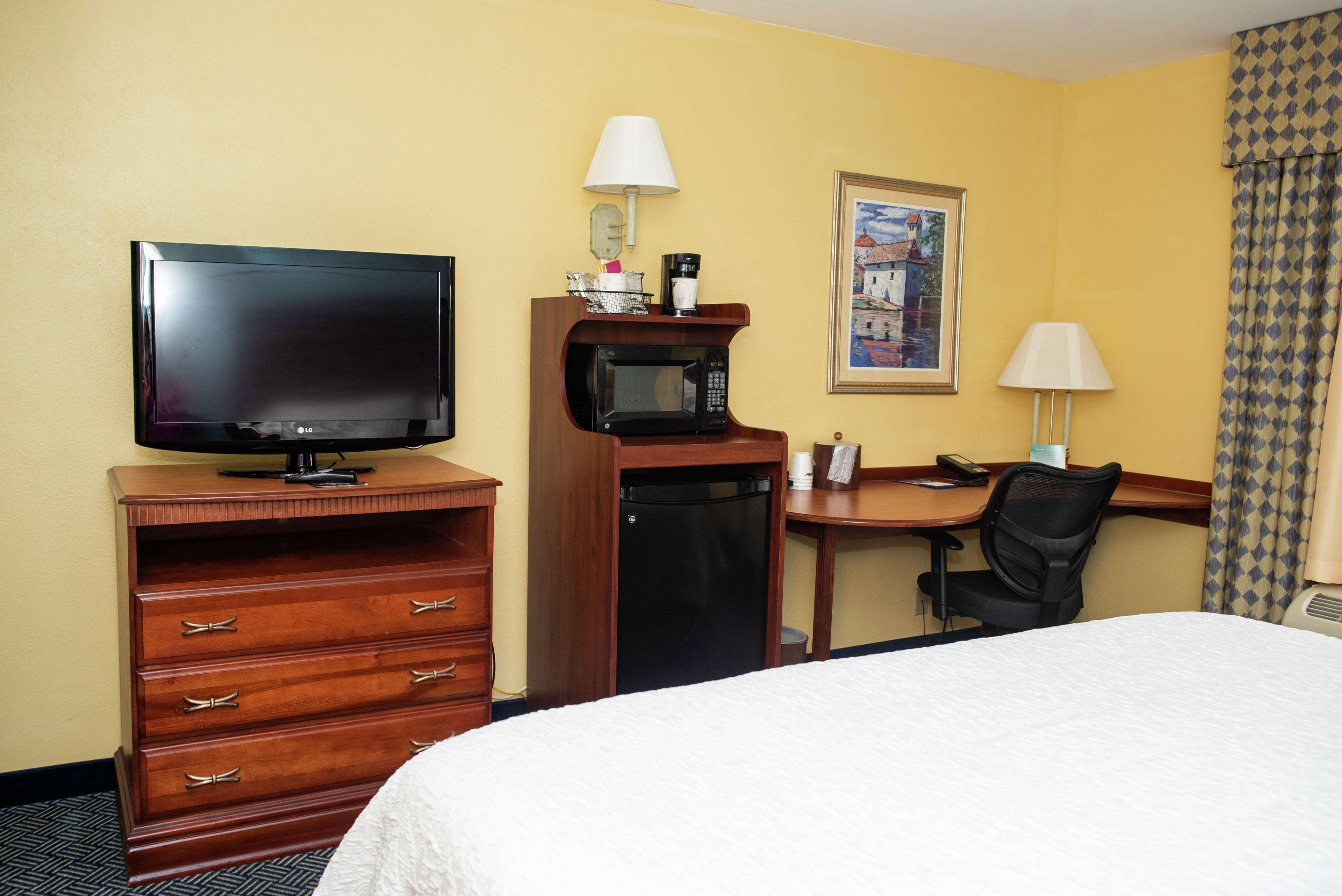 Hampton Inn Lebanon Экстерьер фото