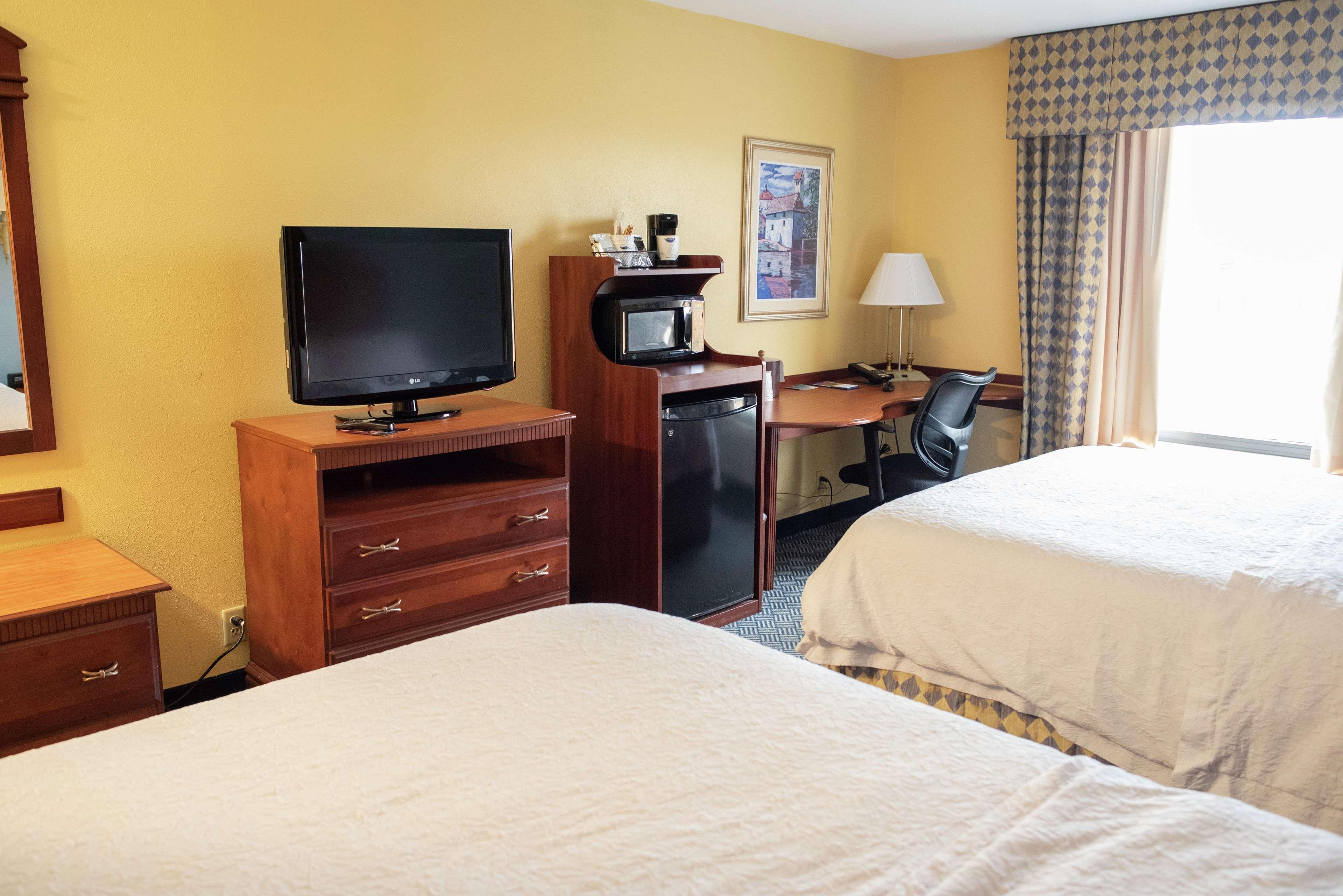 Hampton Inn Lebanon Экстерьер фото